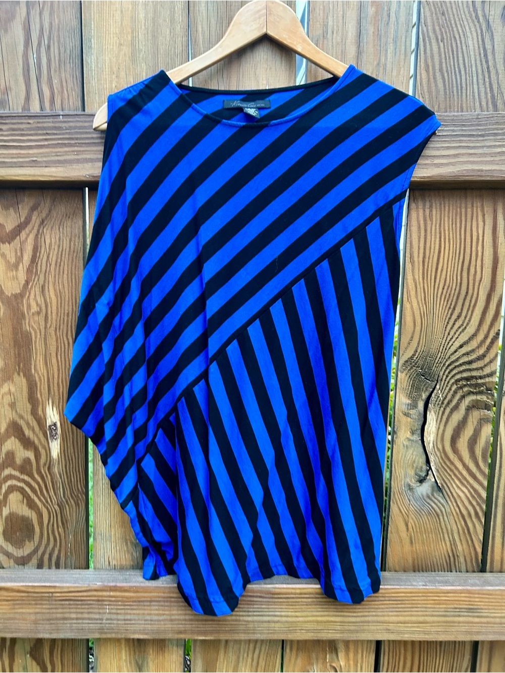 Asymmetrical Vintage Y2K Striped Shirt Blouse Ruffle by Kenneth Cole Sz. Small